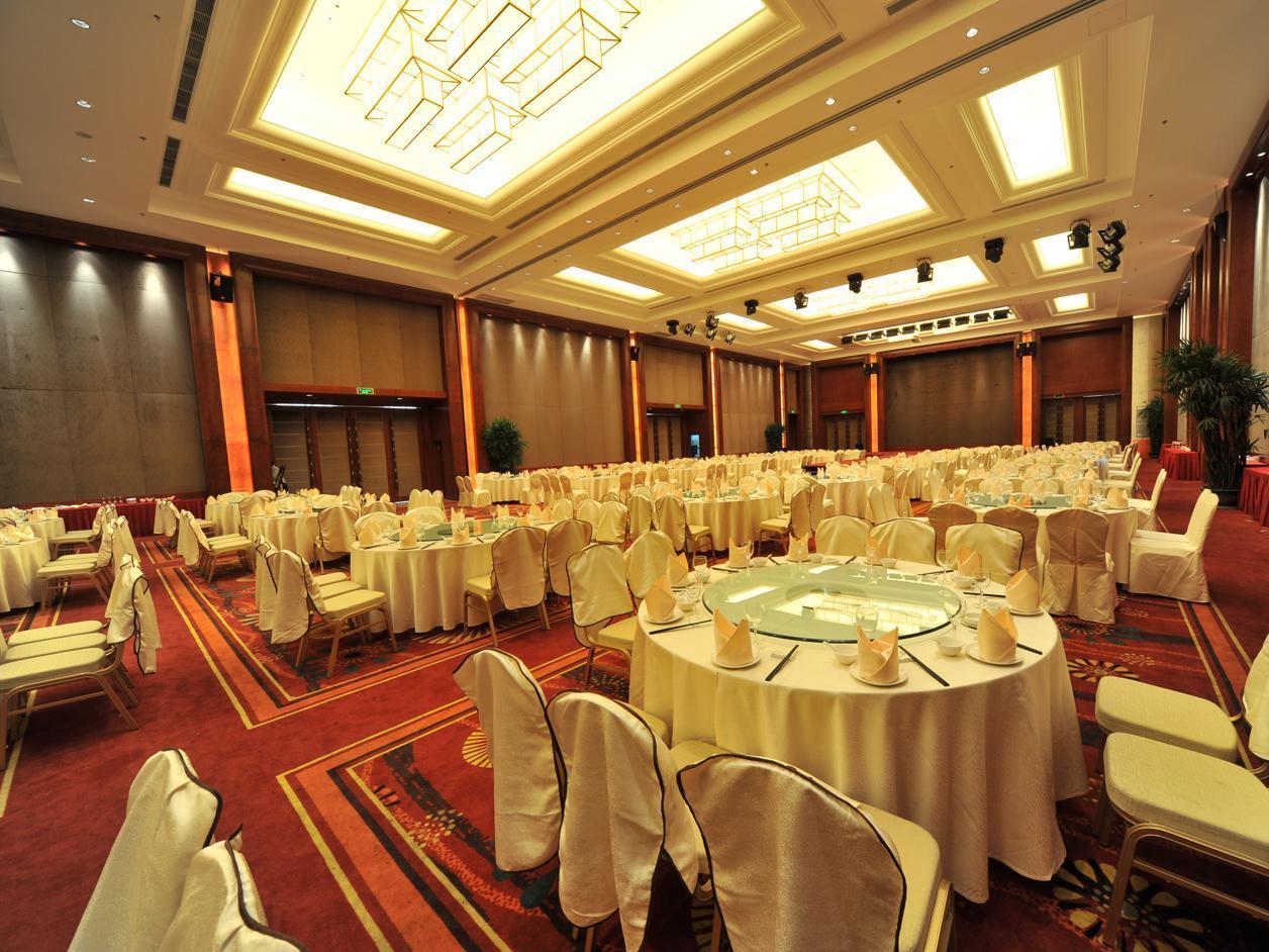 S&N Dalian Hotel Exterior photo