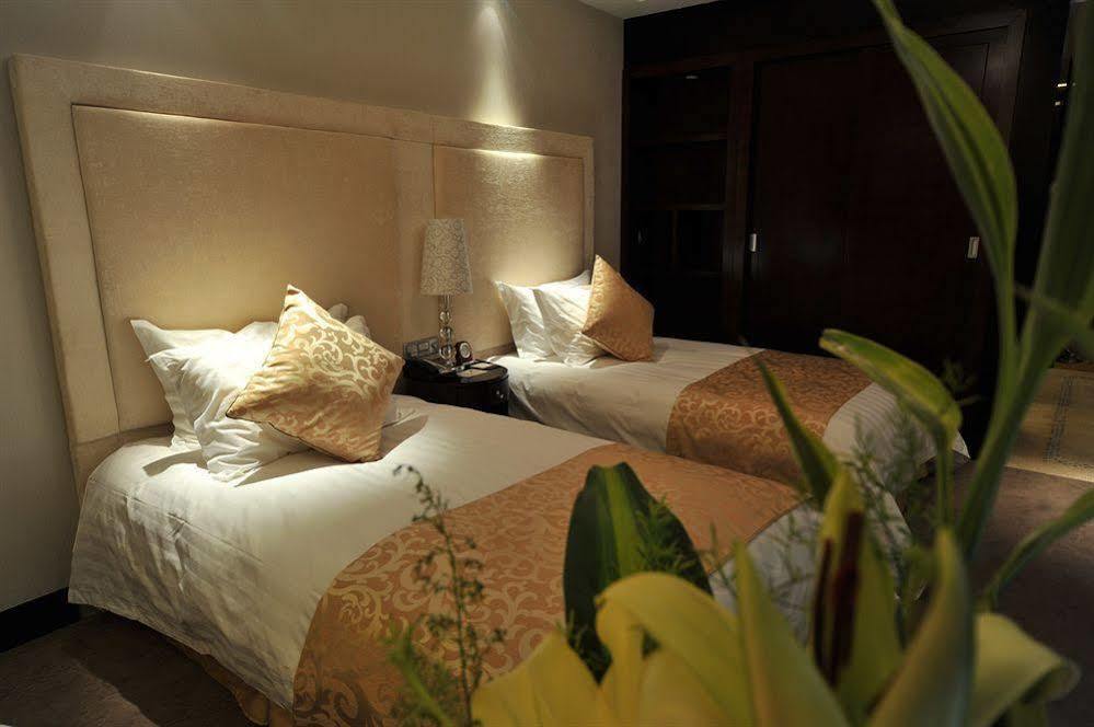 S&N Dalian Hotel Exterior photo