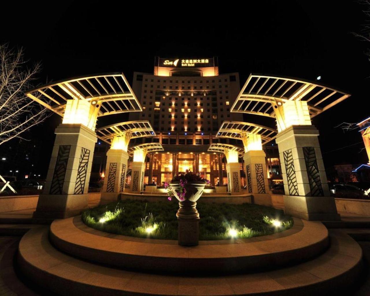 S&N Dalian Hotel Exterior photo
